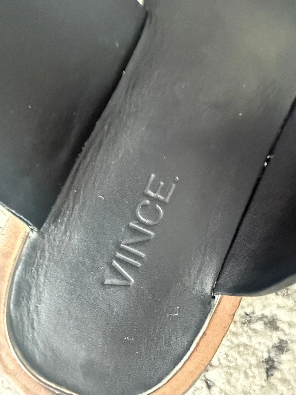 Vince Black Leather Crisscross Toe-Loop Sandals